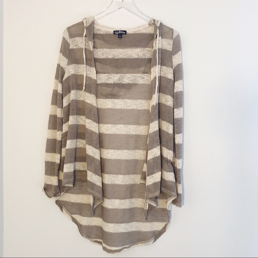 Light hooded jacket